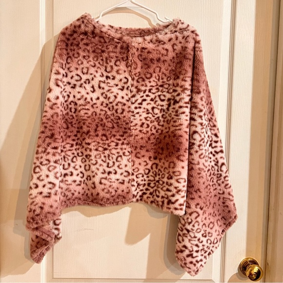 Y2K Faux Fur Electric Pink Shawl - Picture 1 of 3